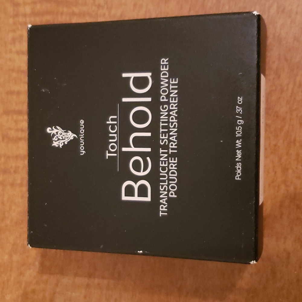 Younique setting powder
